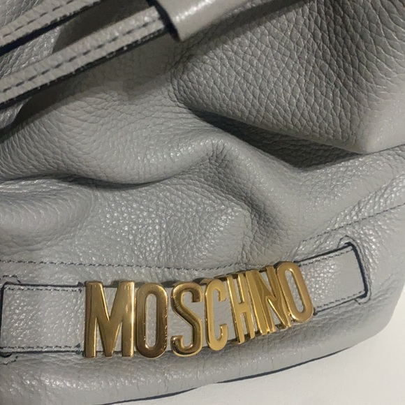 Moschino leather bucket bag preloved. - Picture 4 of 16